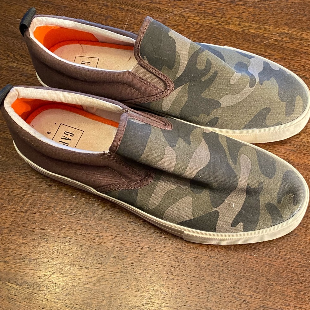 GAP Men’s Camo Slip-On Loafers - Brown/Olive